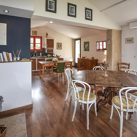Holiday home Stunning In